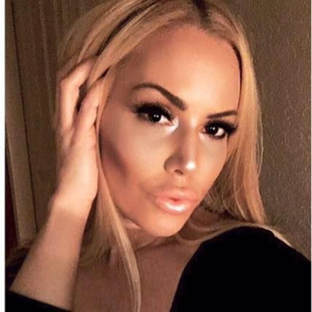 Meet your Posher, Julie